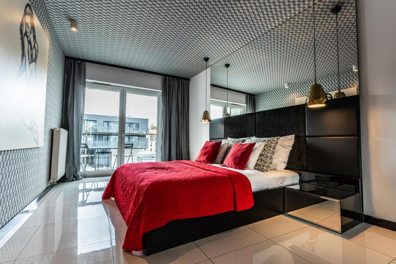 Apartamenty Homely Place Serce Poznania - Stary Rynek - Parking المظهر الخارجي الصورة