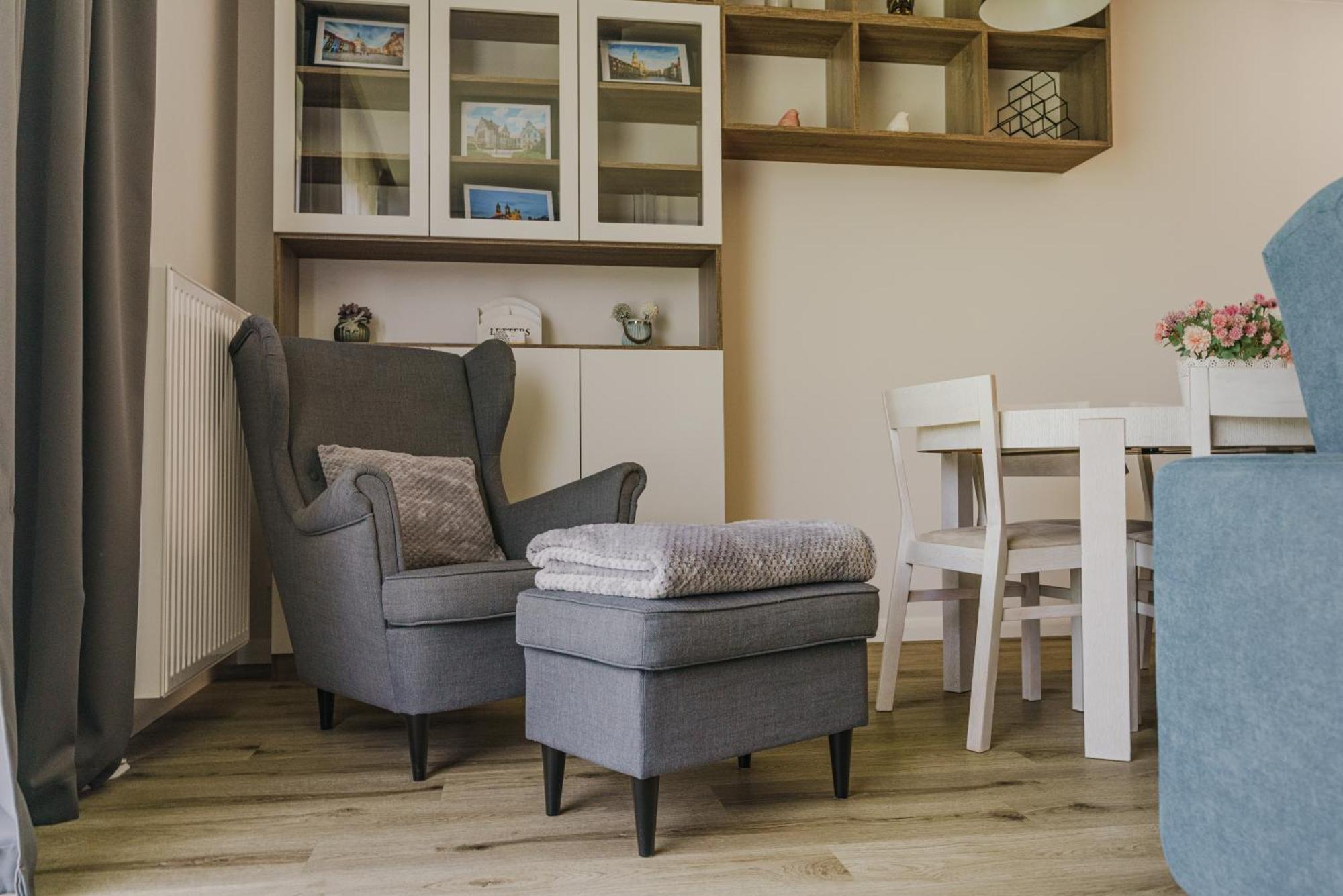 Apartamenty Homely Place Serce Poznania - Stary Rynek - Parking الغرفة الصورة