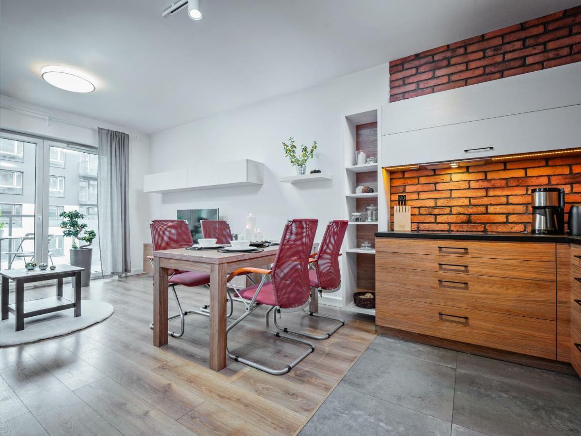 Apartamenty Homely Place Serce Poznania - Stary Rynek - Parking المظهر الخارجي الصورة
